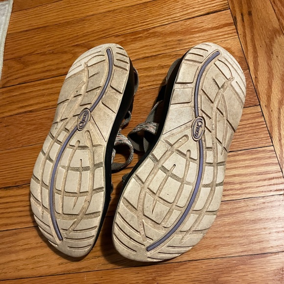 Chaco Toe Strap Sandles - Picture 3 of 3